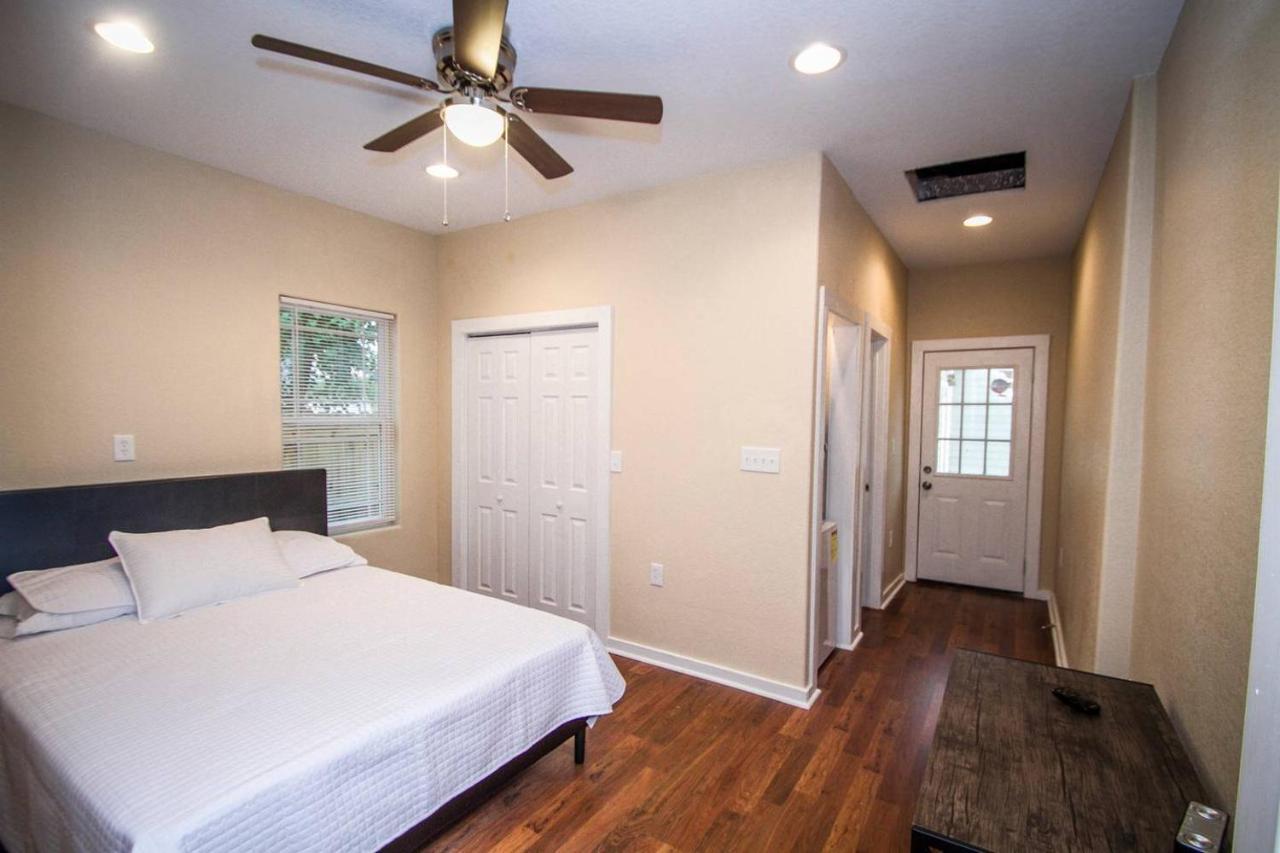 Hackberry St #A Renovated 2Br/2Ba Near Downtown Daire San Antonio Dış mekan fotoğraf