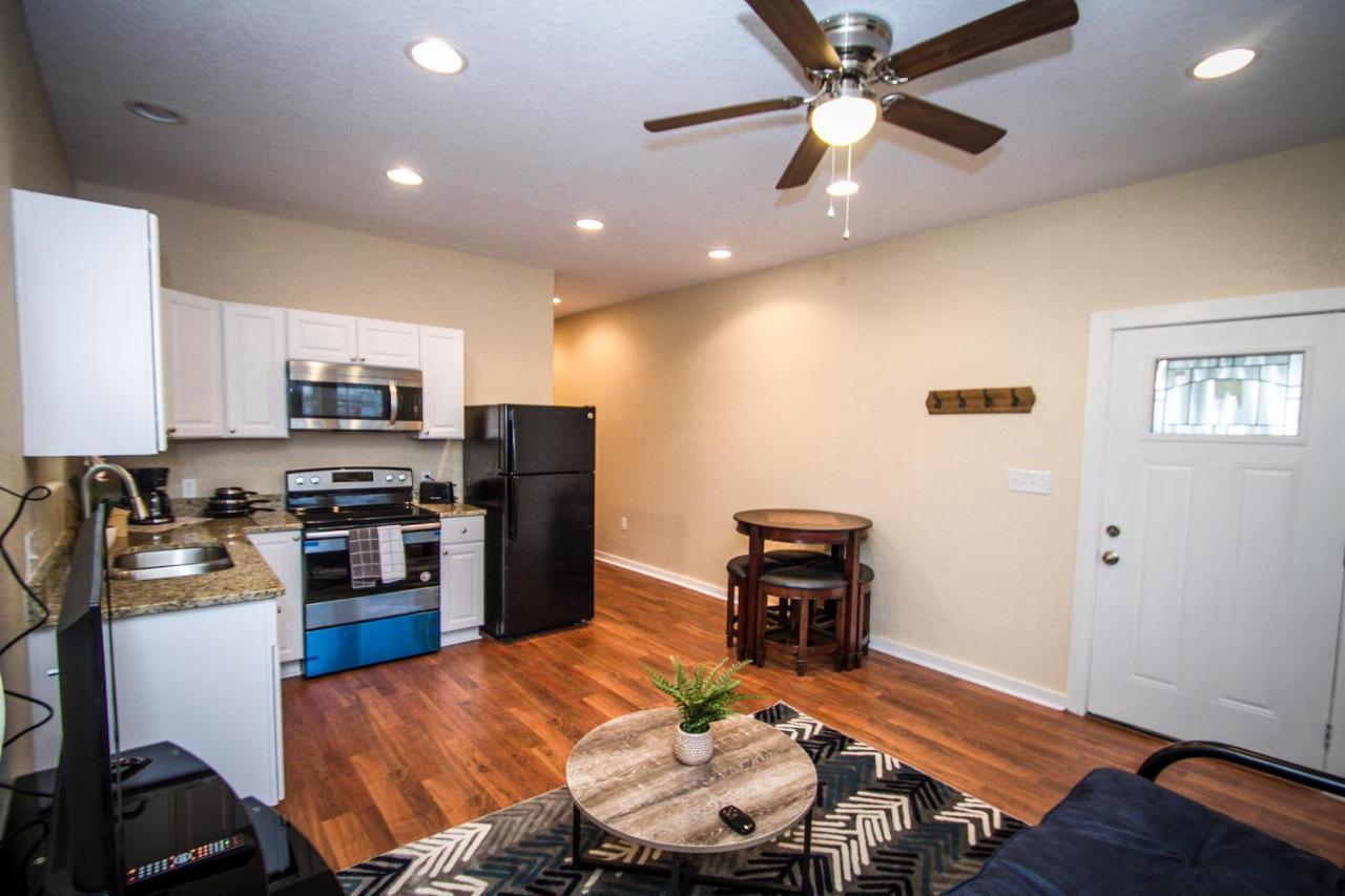 Hackberry St #A Renovated 2Br/2Ba Near Downtown Daire San Antonio Dış mekan fotoğraf